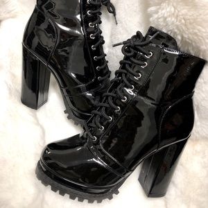 Platform combat boots